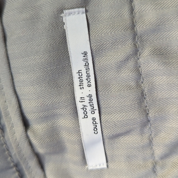 Calvin Klein Men's Body Fit Stretch Gray Pants Size 40x32 - Picture 7 of 12